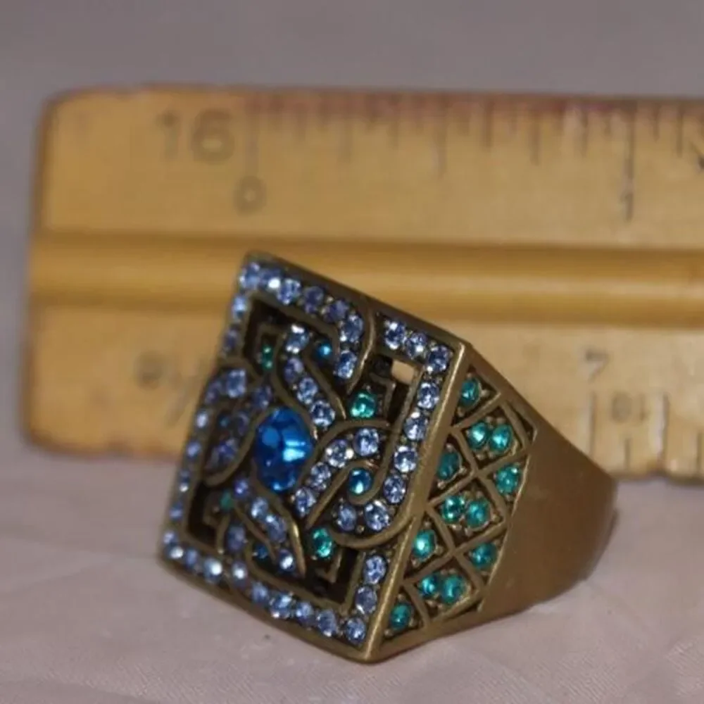 Vintage Rhinestone Geometric Statement Cocktail Ring